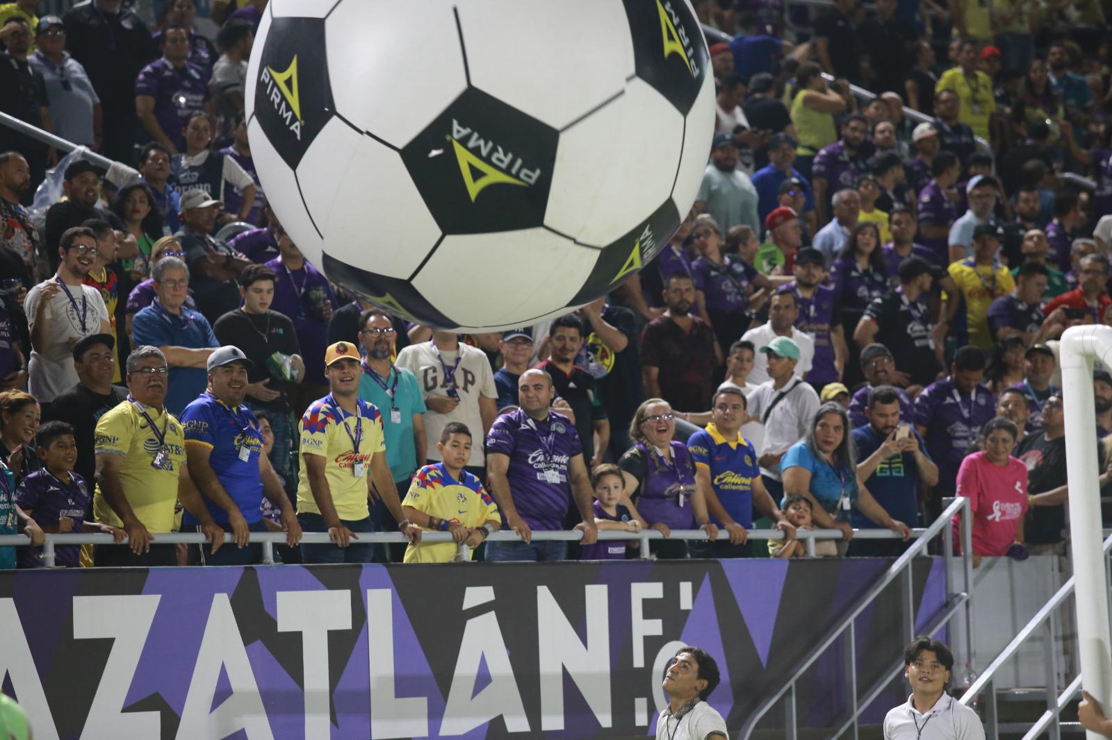 $!Mazatlán FC no puede mantener la ventaja y cae ante el líder América en el Kraken