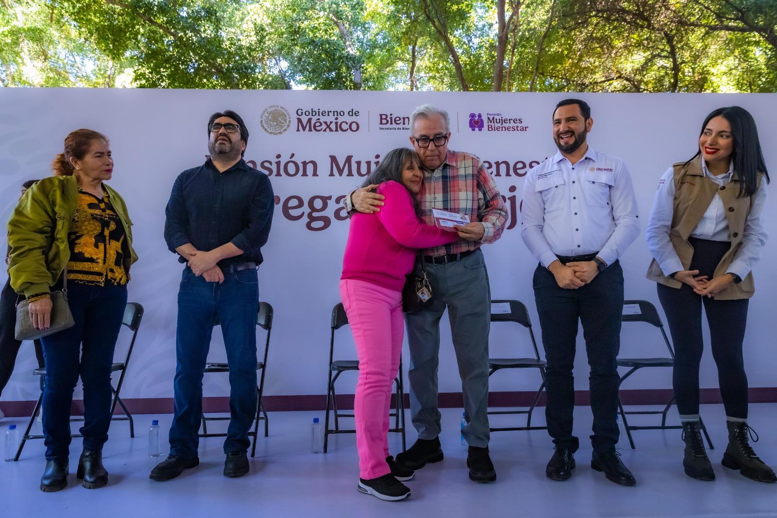 $!Entregan en Sinaloa tarjetas del programa Programa Pensión para Mujeres Bienestar