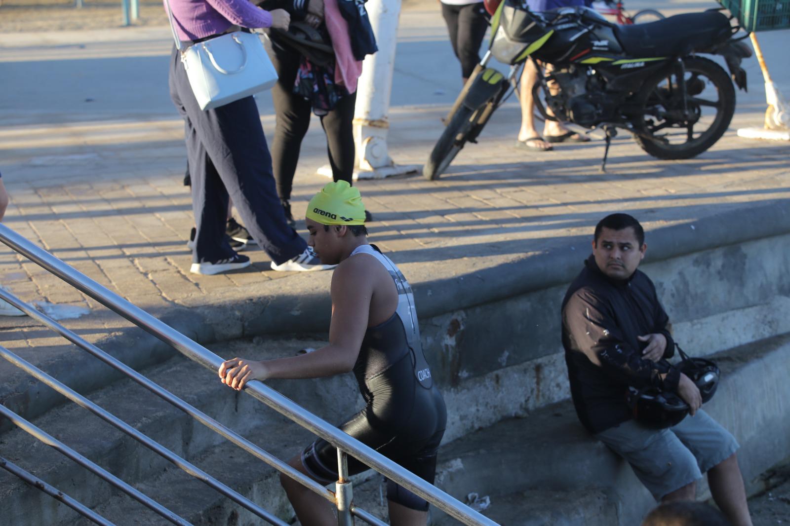 $!Conquista ‘Perrón’ Zazueta primera Puntuable de Natación