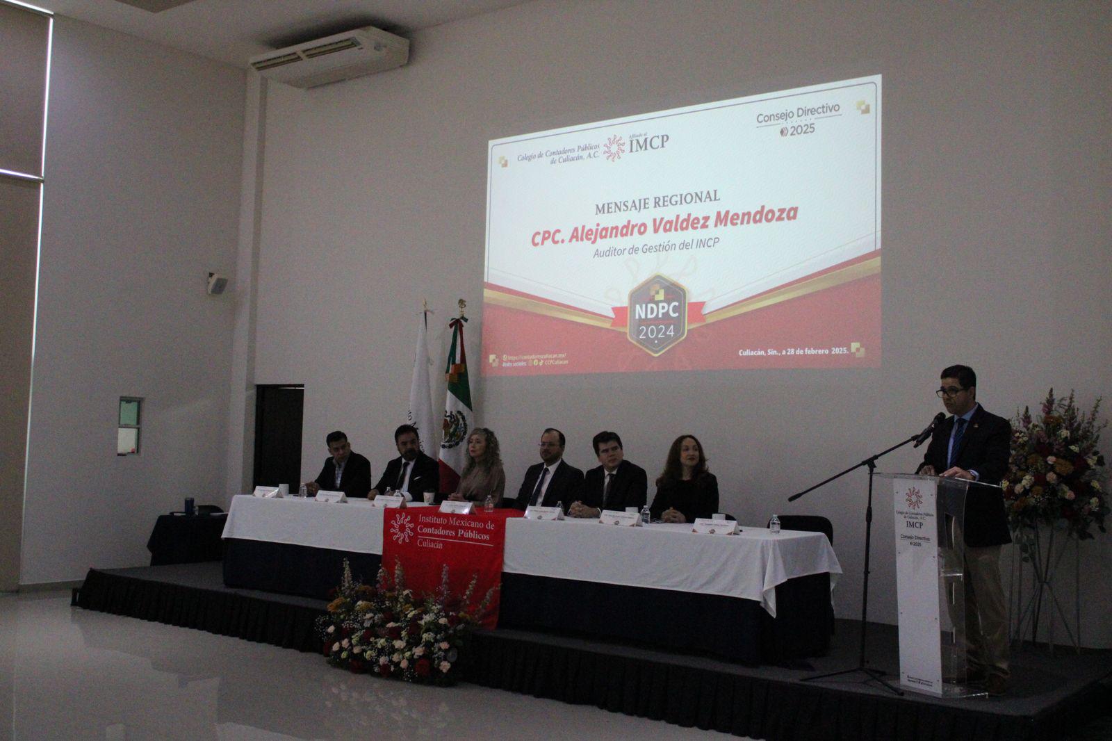 $!Reconocen a miembros del Colegio de Contadores Públicos de Culiacán