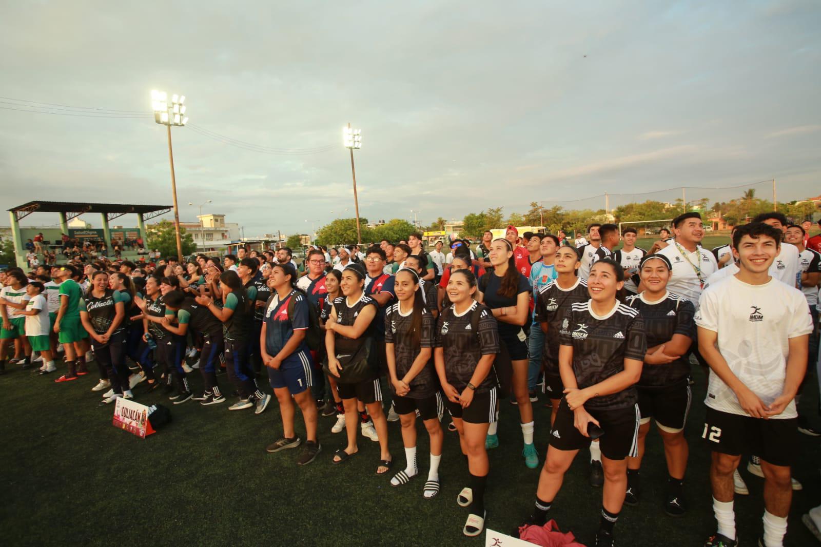 $!Oficializan apertura de Estatal de futbol, en Mazatlán