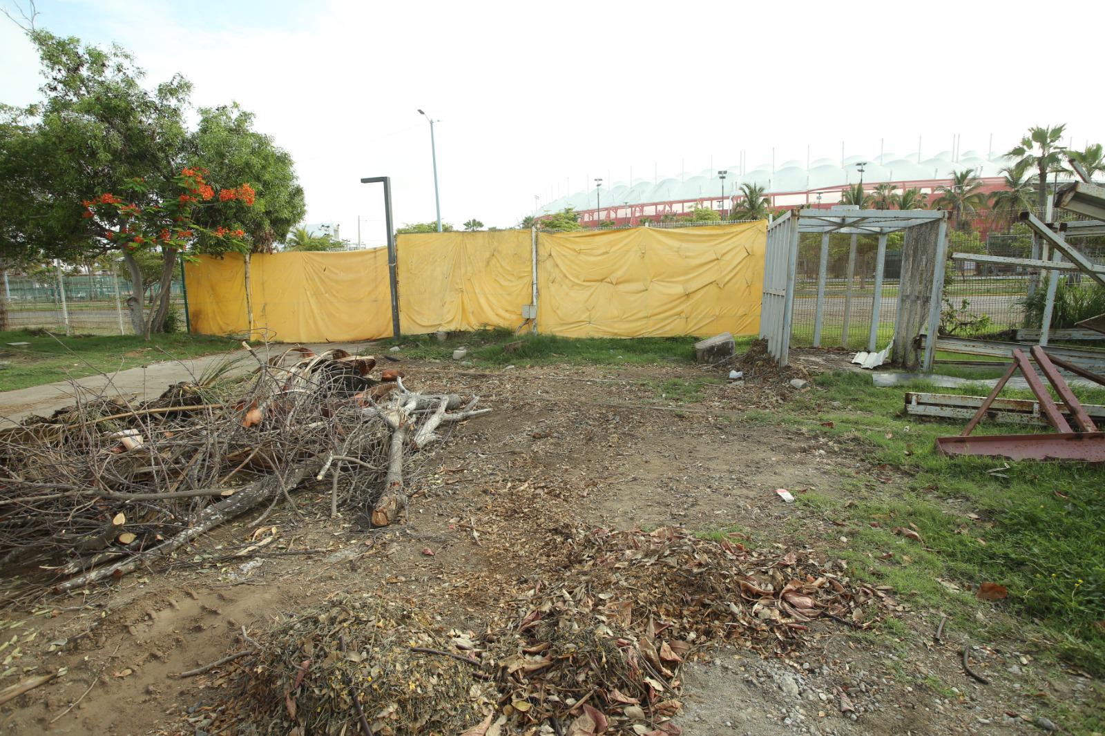 $!Parque Central de Mazatlán presenta abandono y daños visibles en sus instalaciones