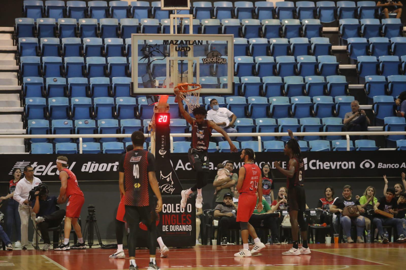 $!Venados Basketball saca cardiaco triunfo ante Ostioneros y respira en playoffs
