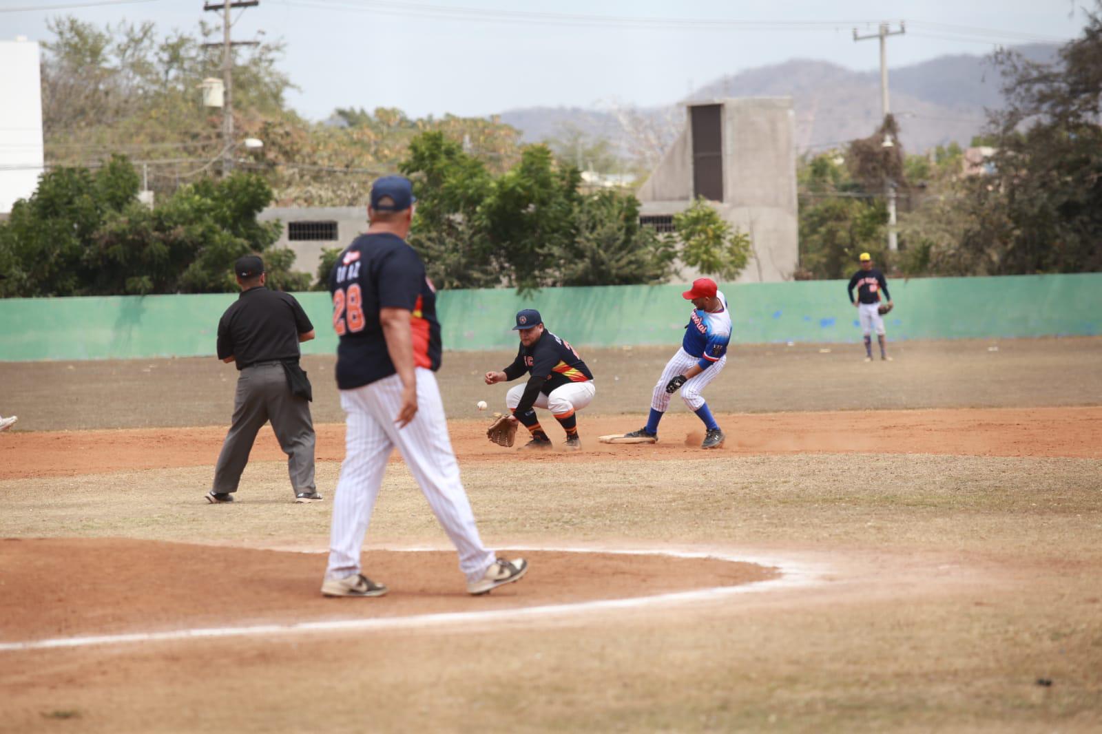 $!Auditoría-SAT mete en cintura a SNTE, en Beisbol Burócrata