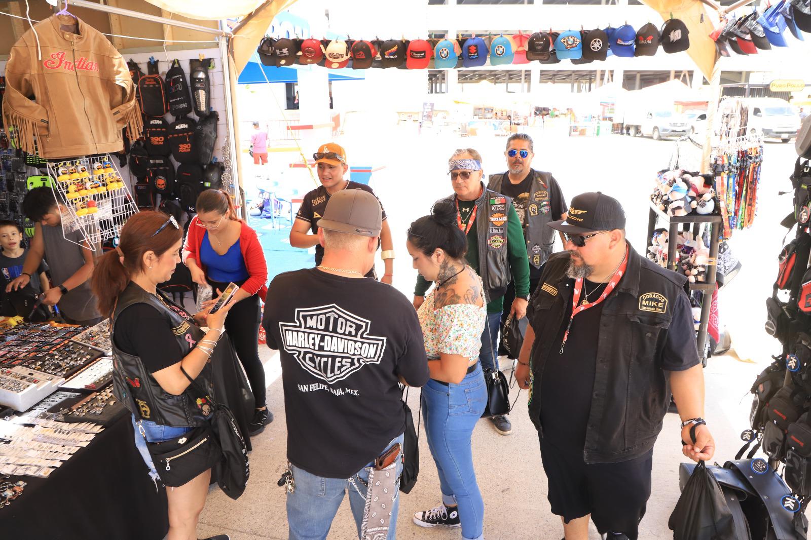 $!Intenso movimiento registra Foro Biker con inicio de registros de la Semana de la Moto