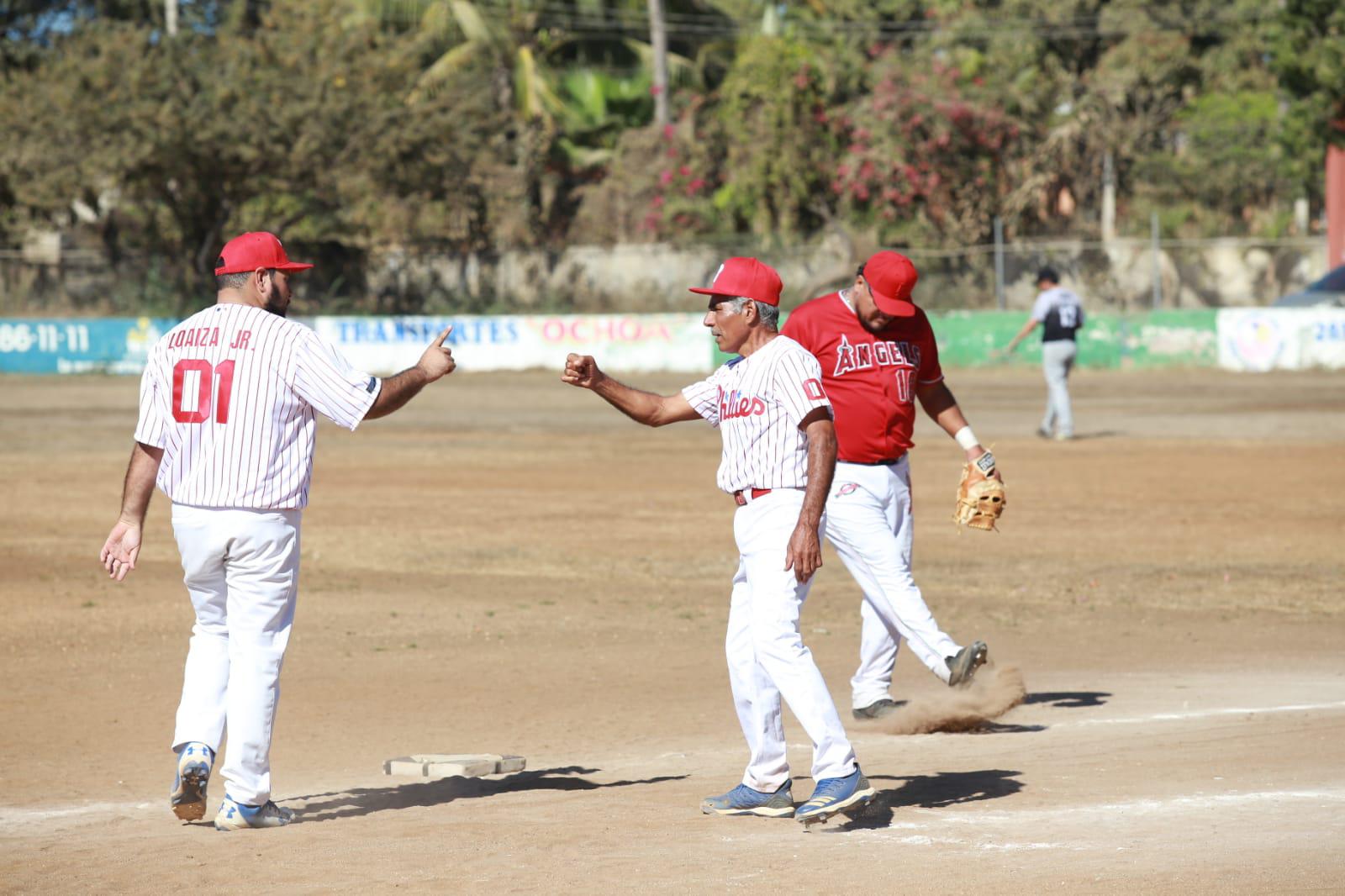 $!Comejenes viene de atrás para sacar triunfo en Liga de Beisbol ‘CB’