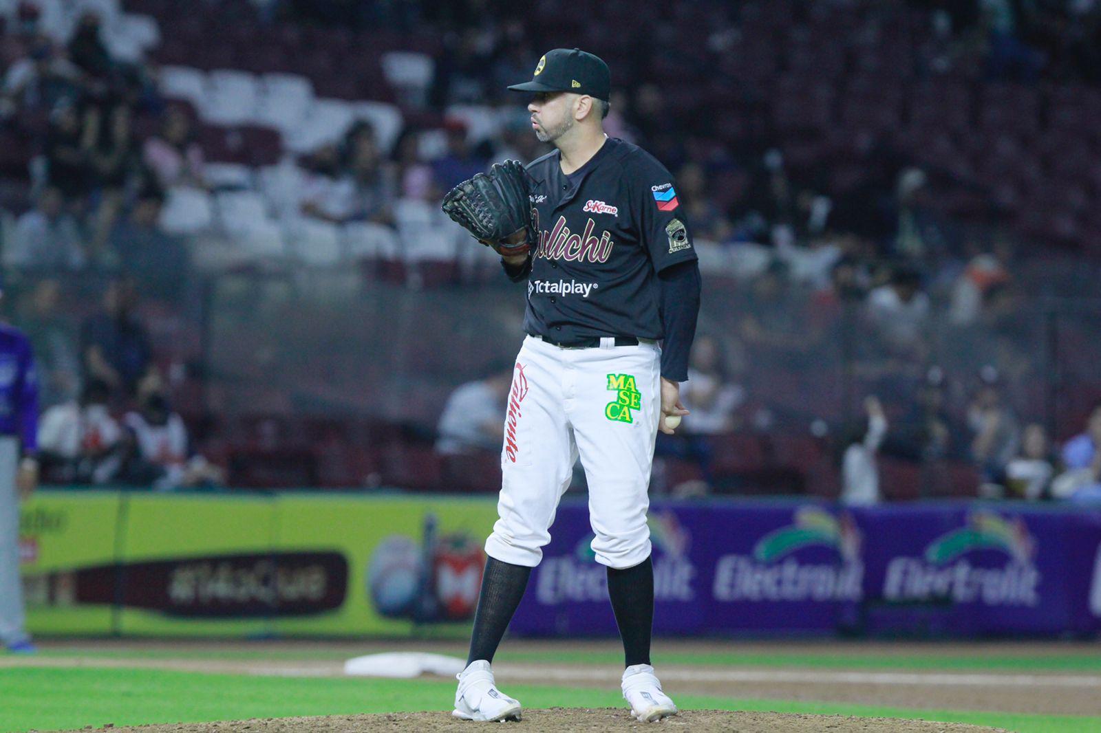 $!Óliver Pérez, un guinda de tiempo completo