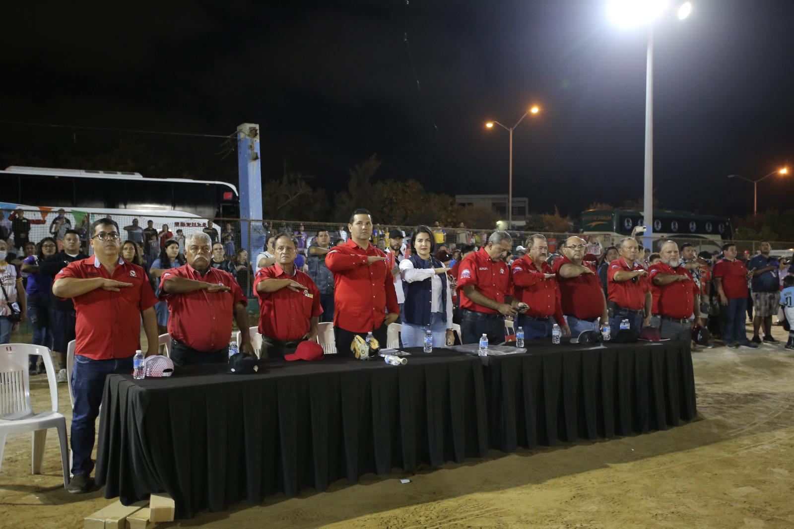 $!Cantan playball de Nacional Pingüica, en Liga Quintero