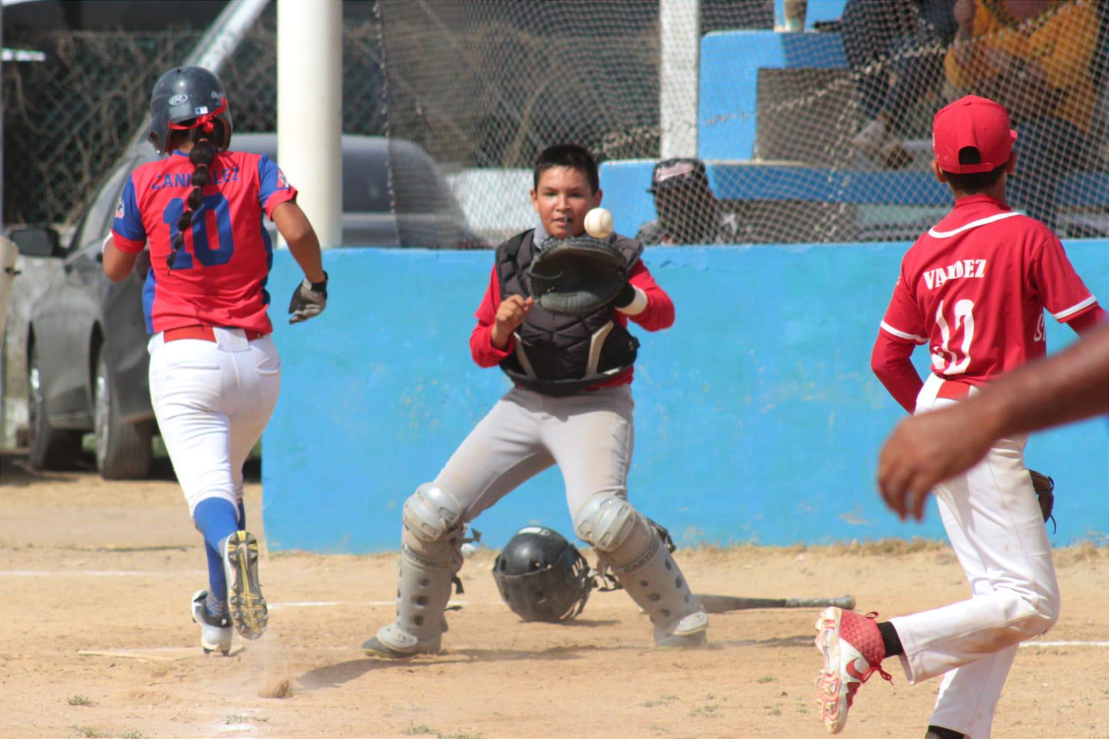 $!La Copa Semana Santa de Beisbol Infantil y Juvenil vive una primera jornada emocionante