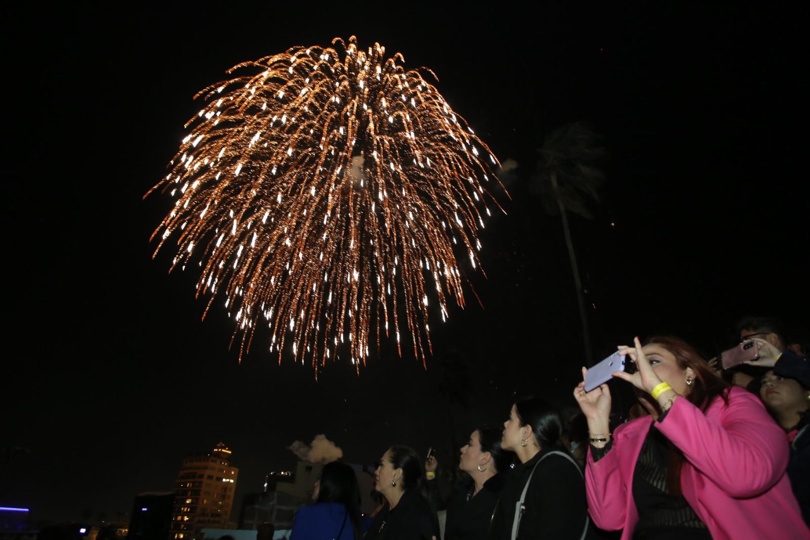 $!Olas Altas tuvo lleno total el sábado de Carnaval