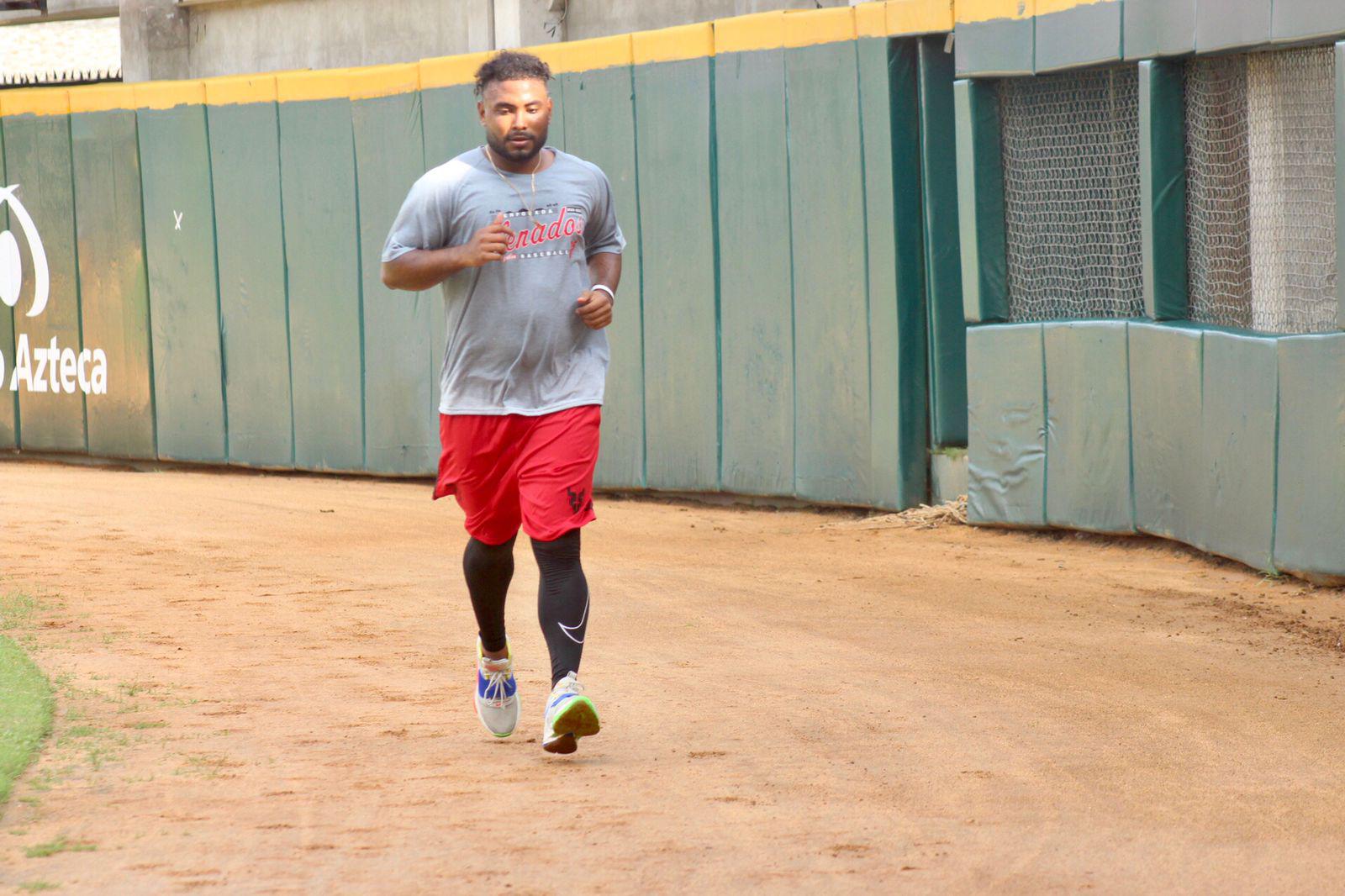$!Ricky Álvarez y Elkin Alcalá reportan a pretemporada de Venados