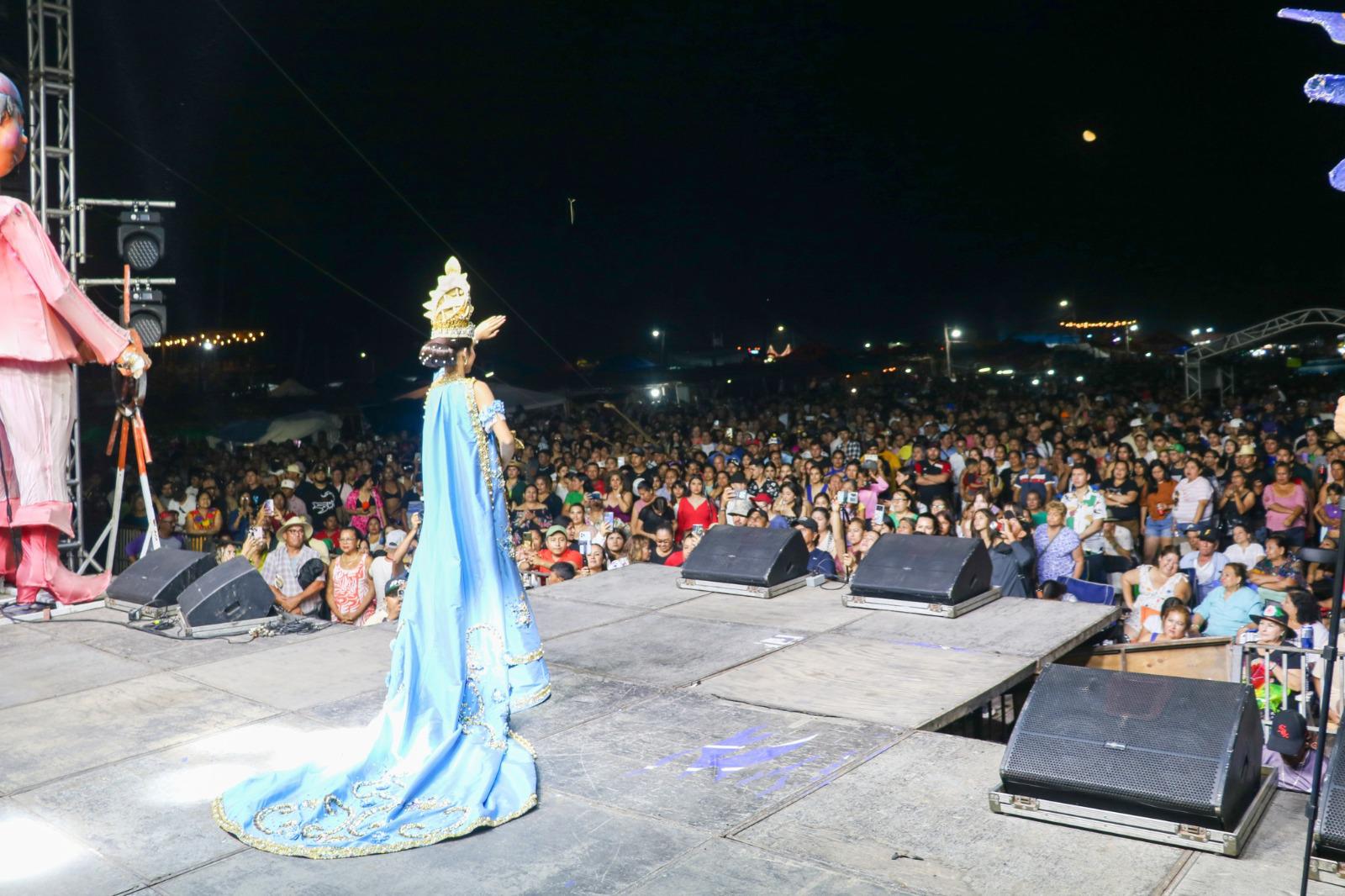 $!Coronación de Brissa I engalana las Fiestas del Mar de Las Cabras