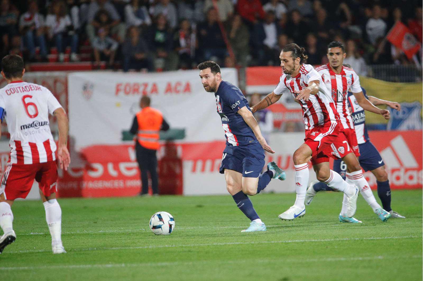 $!La dupla Messi-Mbappé lleva al PSG al triunfo en Ajaccio