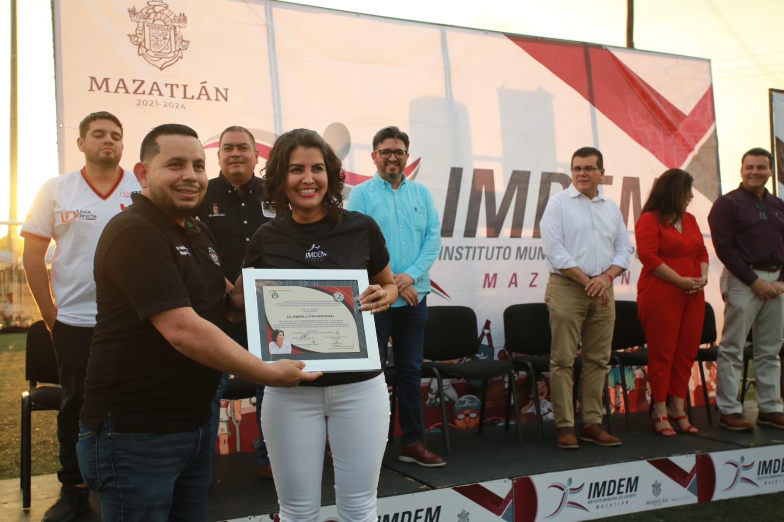 $!Oficializan apertura de Estatal de futbol, en Mazatlán