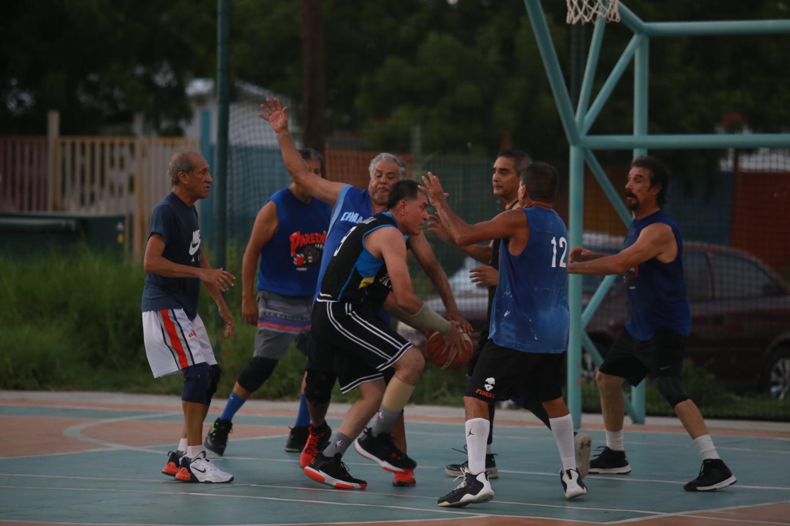 $!Se queda corto Tacos El Chile en Liga Maxibasquet