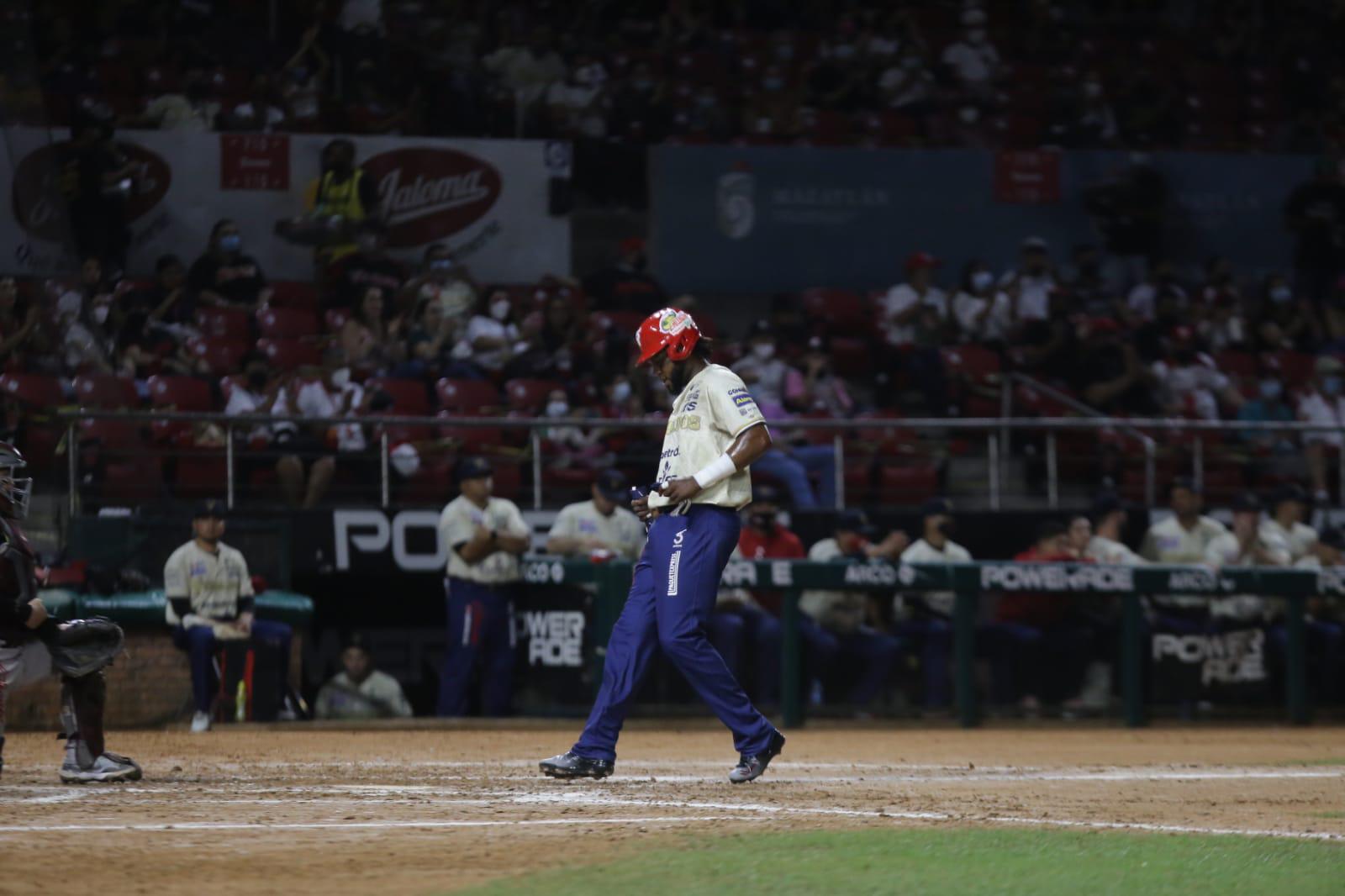 $!Venados de Mazatlán apalea a Tomateros de Culiacán y asegura una serie más en casa
