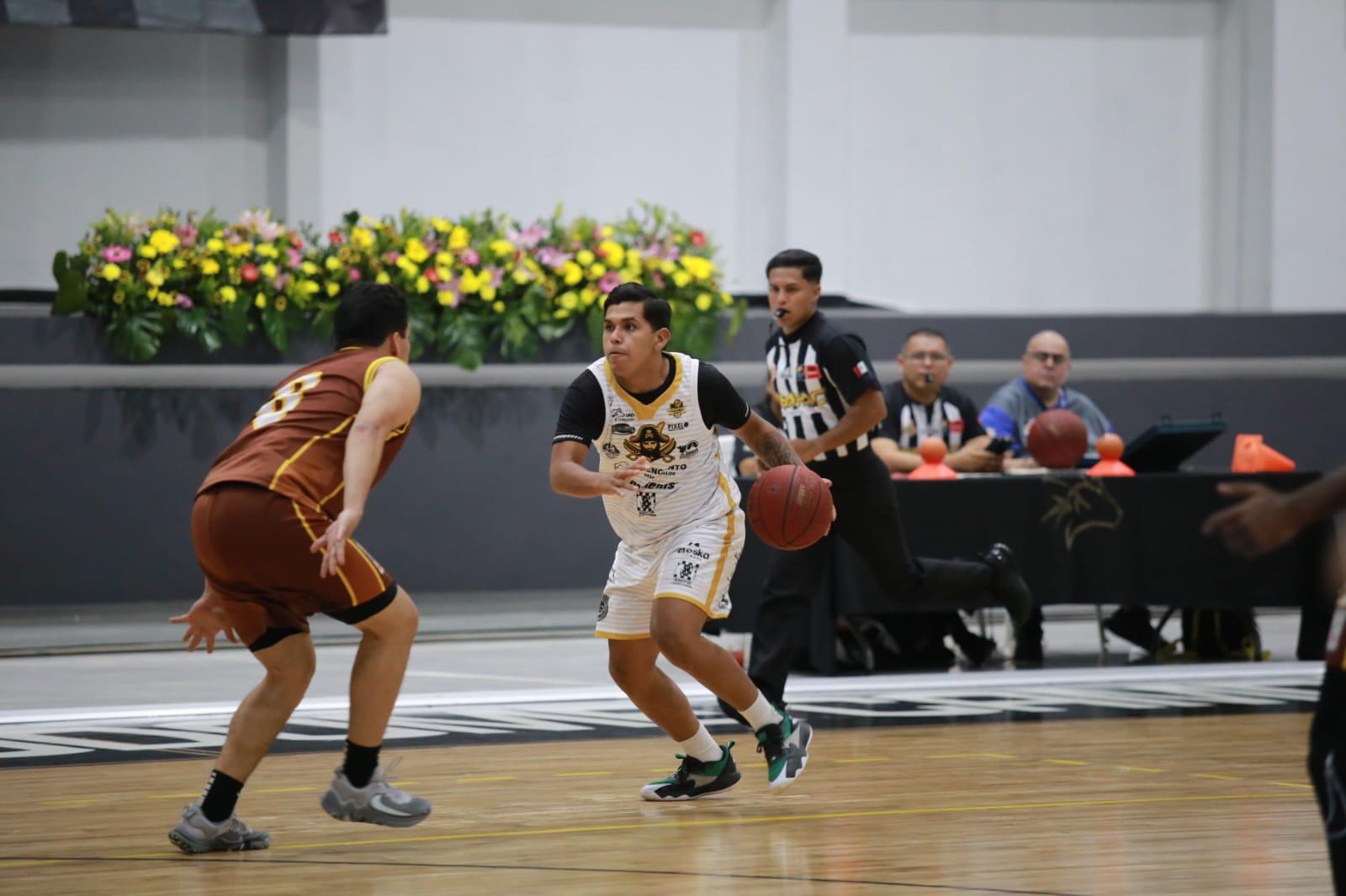 $!Piratas Basketball se queda corto en casa