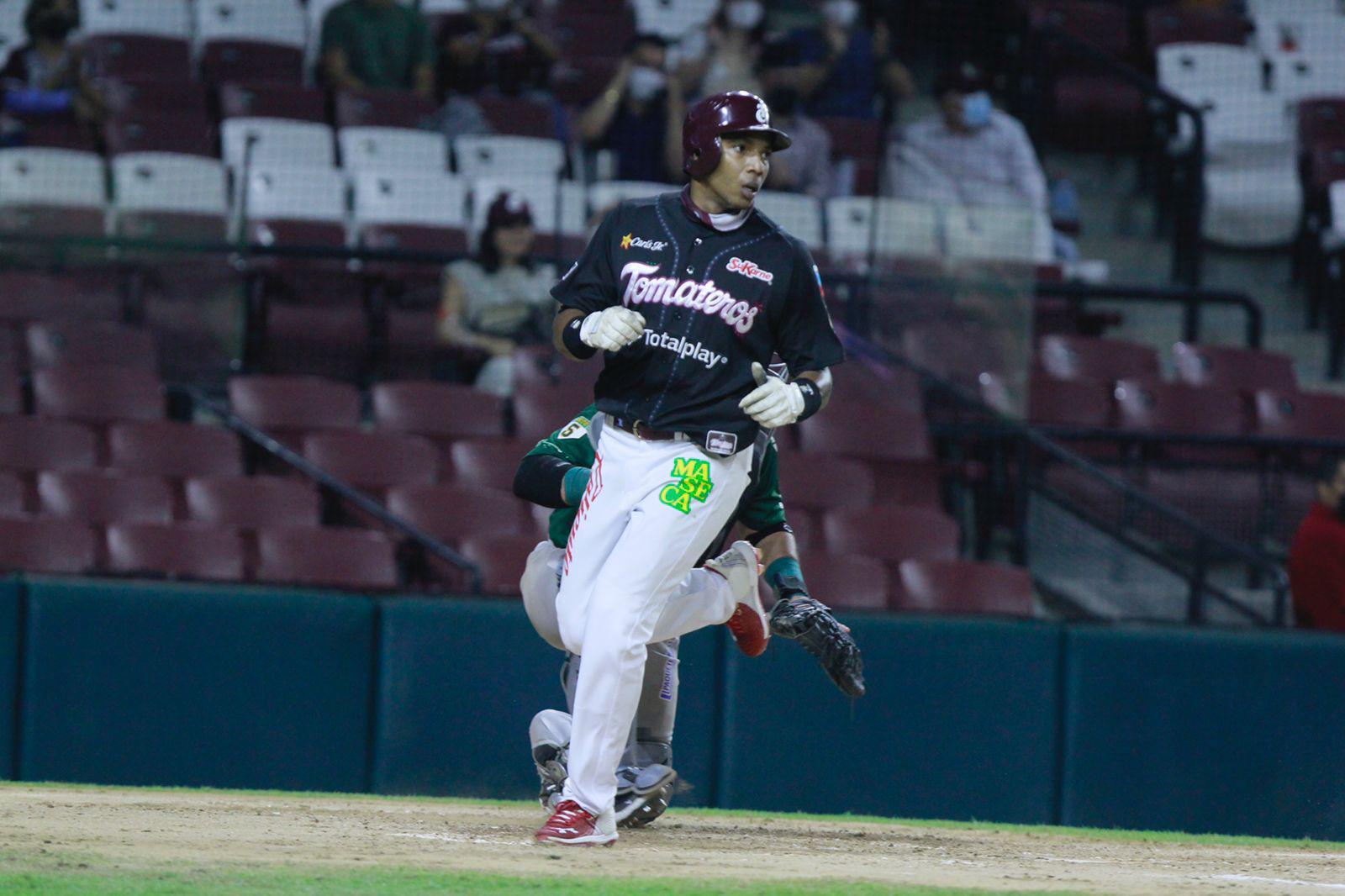 $!Joey Meneses fulmina a Cañeros y entrega quinta serie al hilo a Tomateros