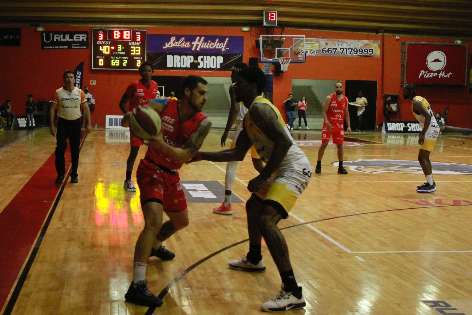 $!Caballeros de Culiacán se impone en tiempo extra a Venados Basketball