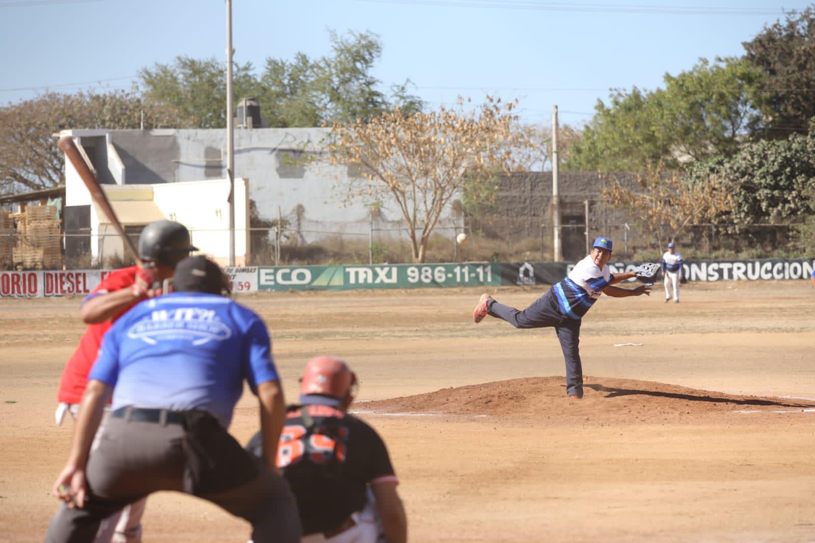 $!Los Plebes del Rancho son los reyes del playoffs de la Liga de Beisbol Eco Taxis Verdes