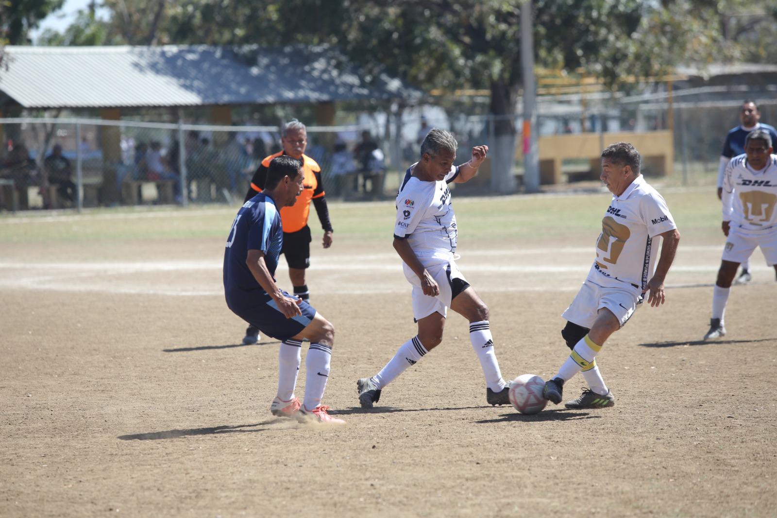 $!Muralla valida los pronósticos y es campeón Platino