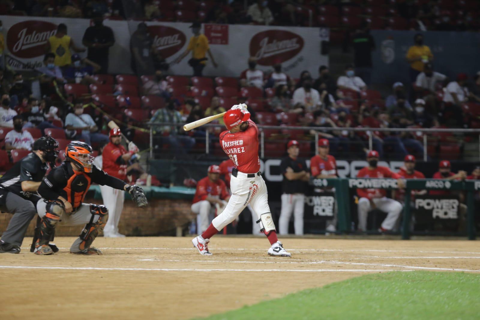$!Venados de Mazatlán exprime a Naranjeros en el primero de la serie