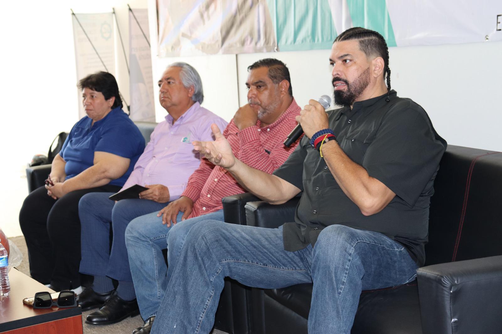 $!En homenaje, nombran ‘Horacio Llamas Grey’ al auditorio de UTEsc