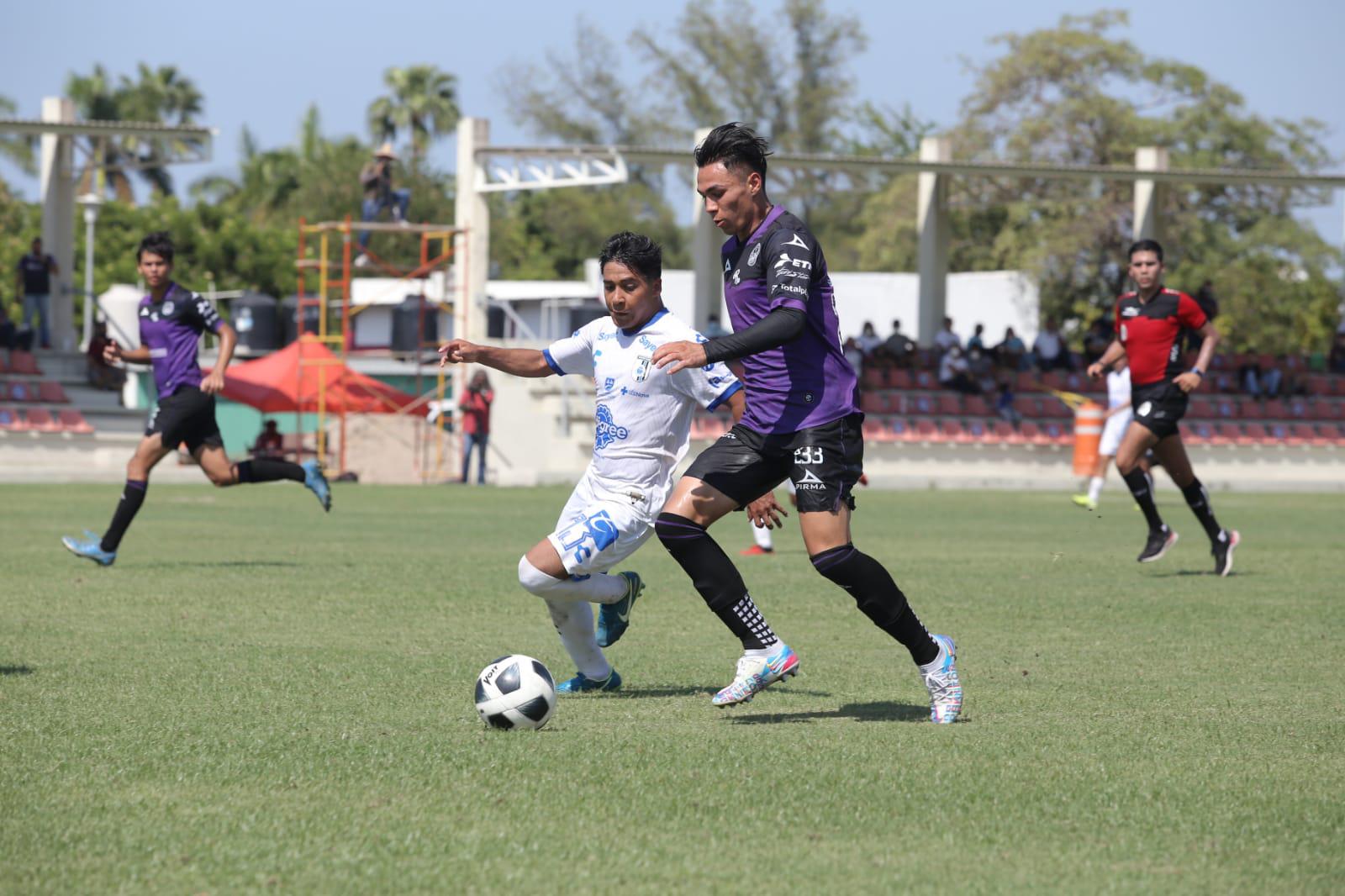 $!Cañoneros derrotan 2-0 a Gallos Blancos en la Sub 18