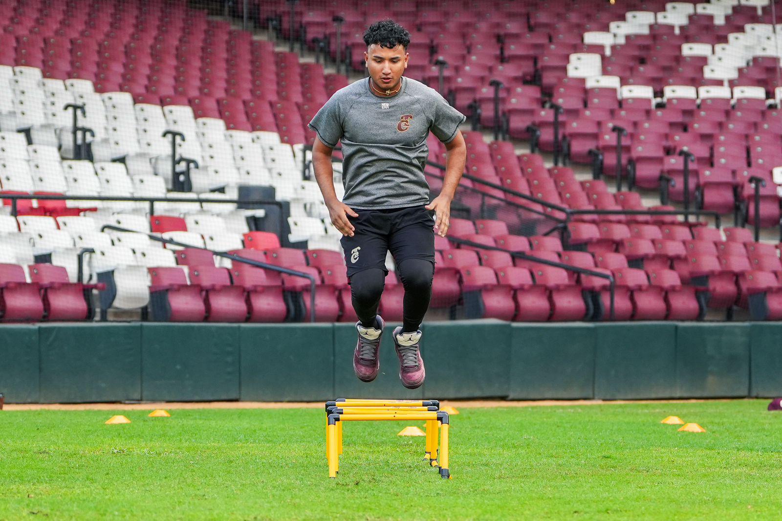 $!Tomateros de Culiacán entrena en medio de la lluvia