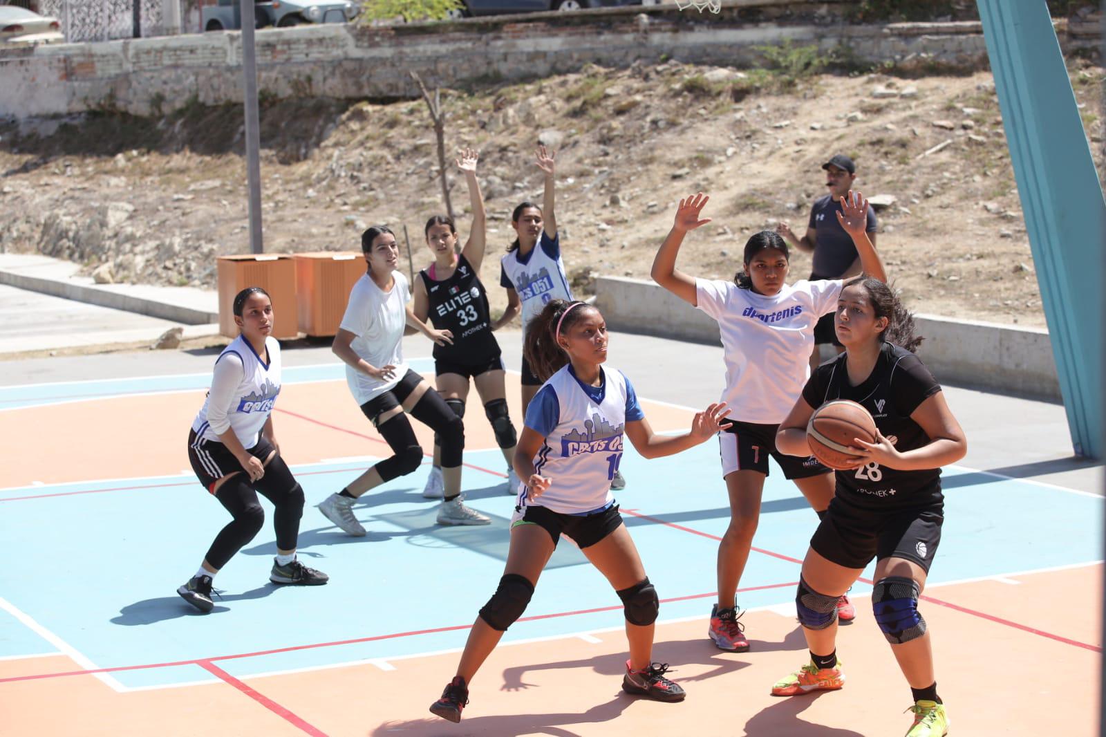 $!Pefobas se enfila a la ronda final de Copa Mazatlán de Baloncesto