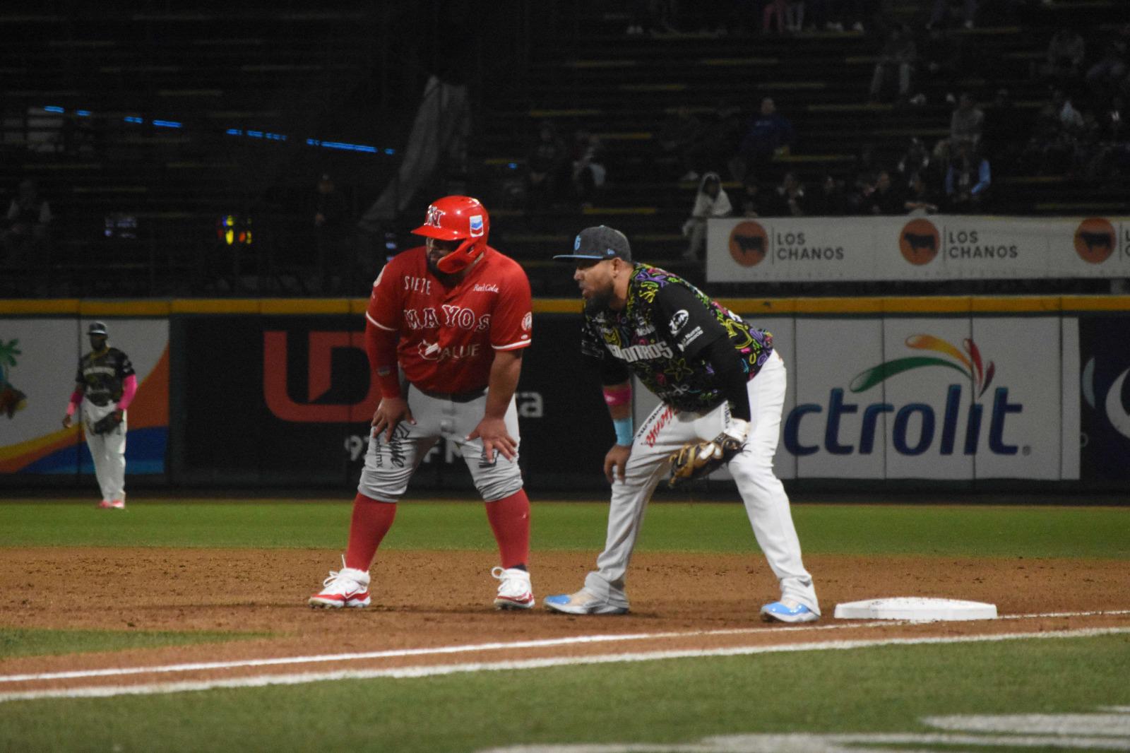 $!Jesse Castillo empata marca y Jeff Kinley se mantiene invicto