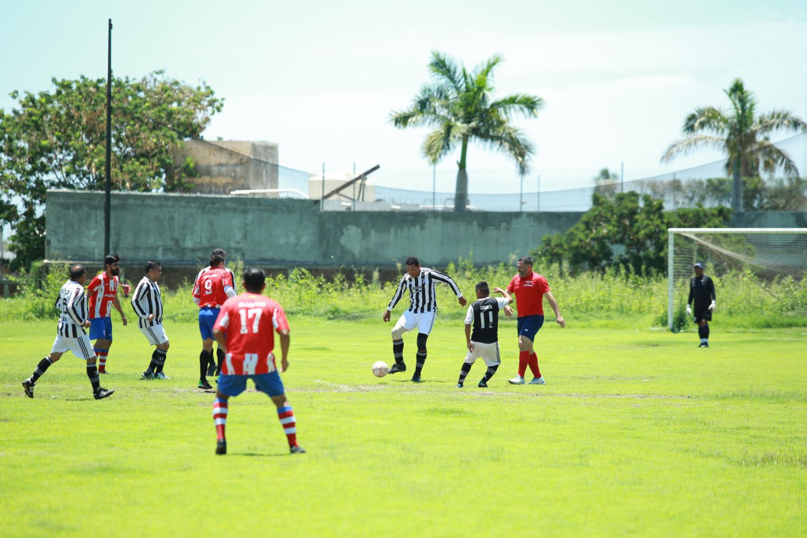 $!Es Marinos Klein campeón de la Golden Máster, en Club Muralla