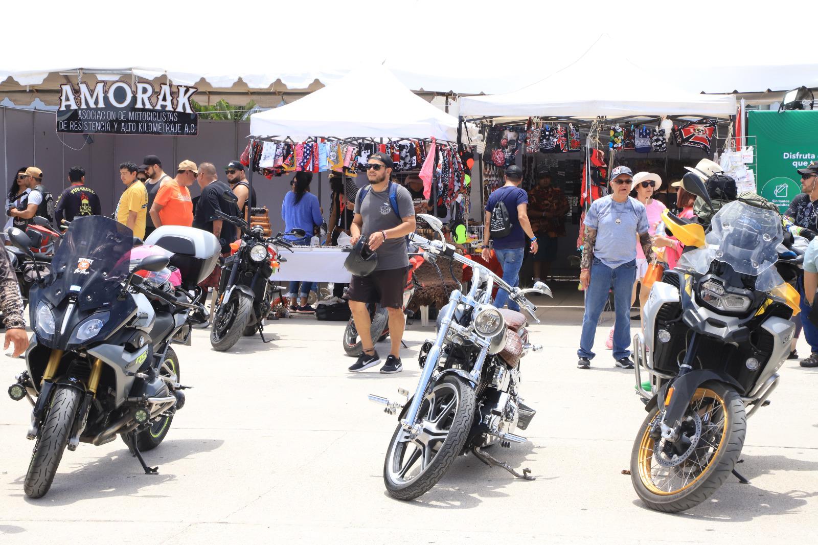 $!Intenso movimiento registra Foro Biker con inicio de registros de la Semana de la Moto