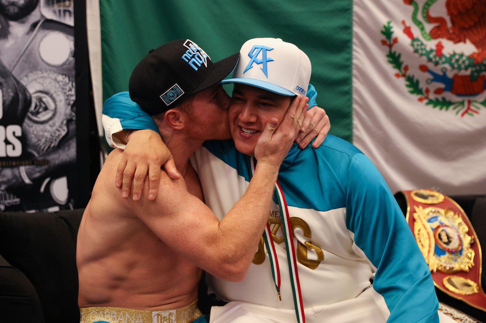 $!Eddy Reynoso no descarta que Canelo Álvarez suba al ring contra estrella de la UFC