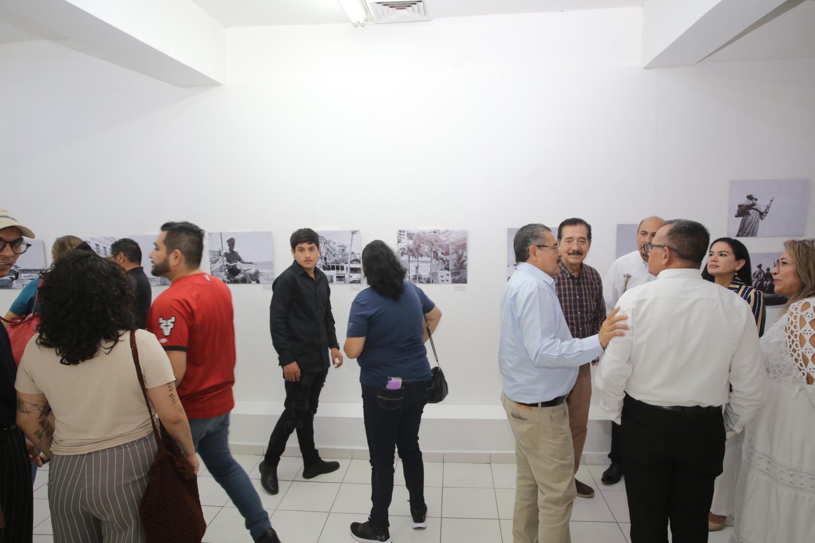 $!La exposición invita a valorar el patrimonio histórico y tangible en el cual se plasma la identidad de Mazatlán a través de sus monumentos.