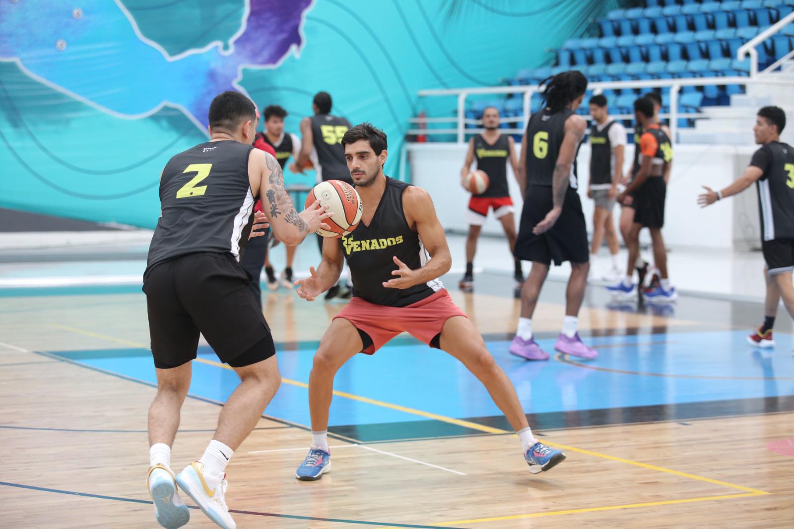 $!Venados Basketball inicia semana de trabajo en Lobo Dome