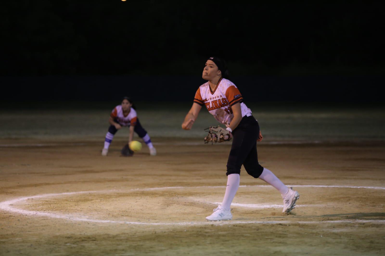 $!Selección Juvenil blanquea a Felinas en la Liga de Softbol Municipal