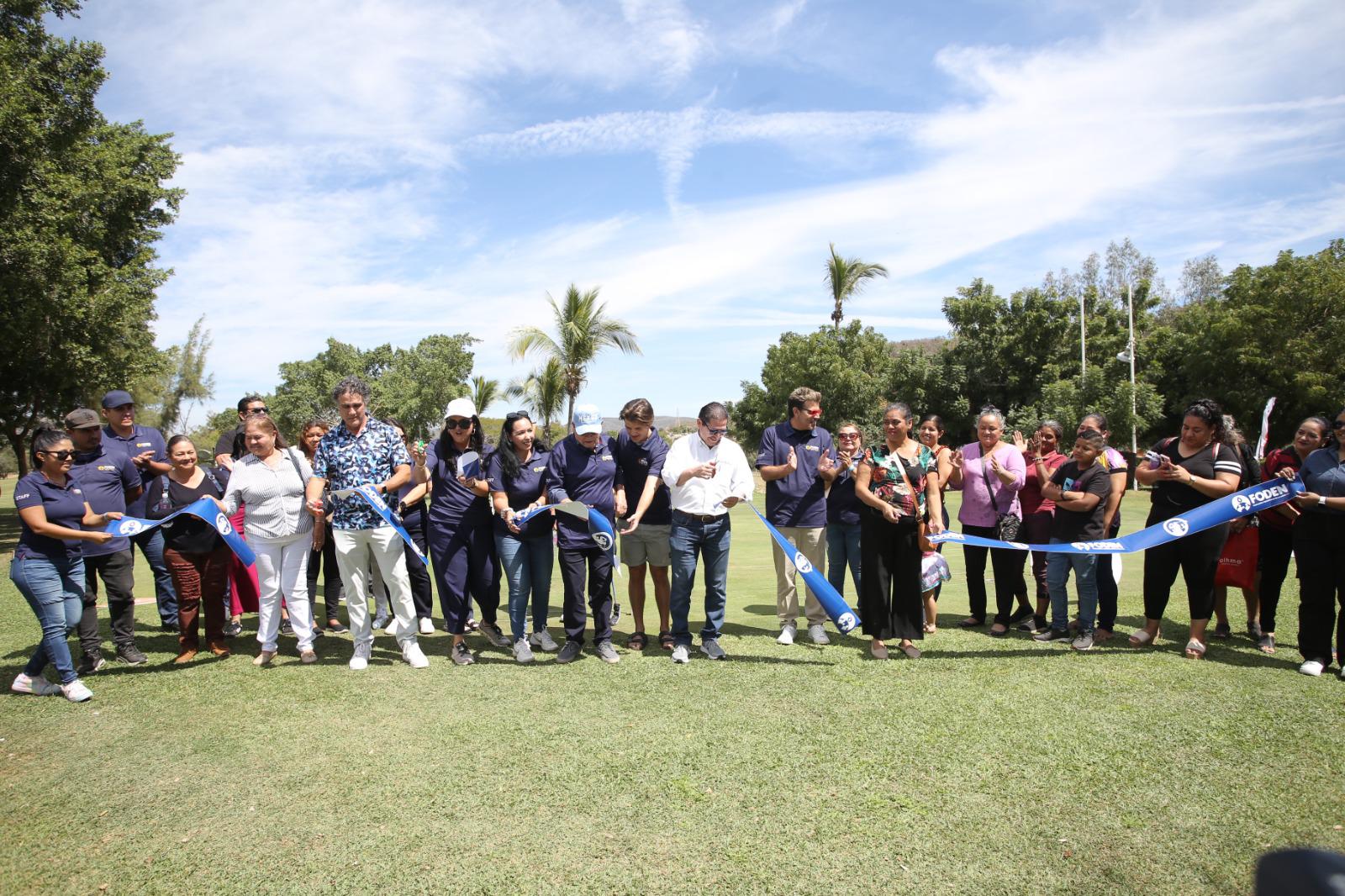 $!Gran participaión se vive en el torneo.