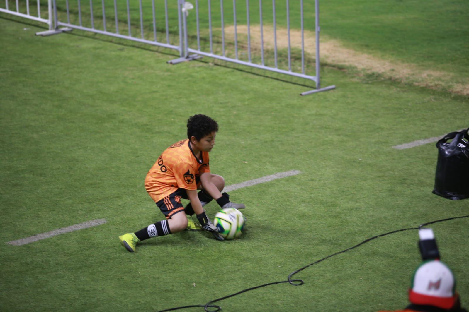 $!Dan banderazo de arranque de la Copa Mazatlán de Futbol 11 y 9