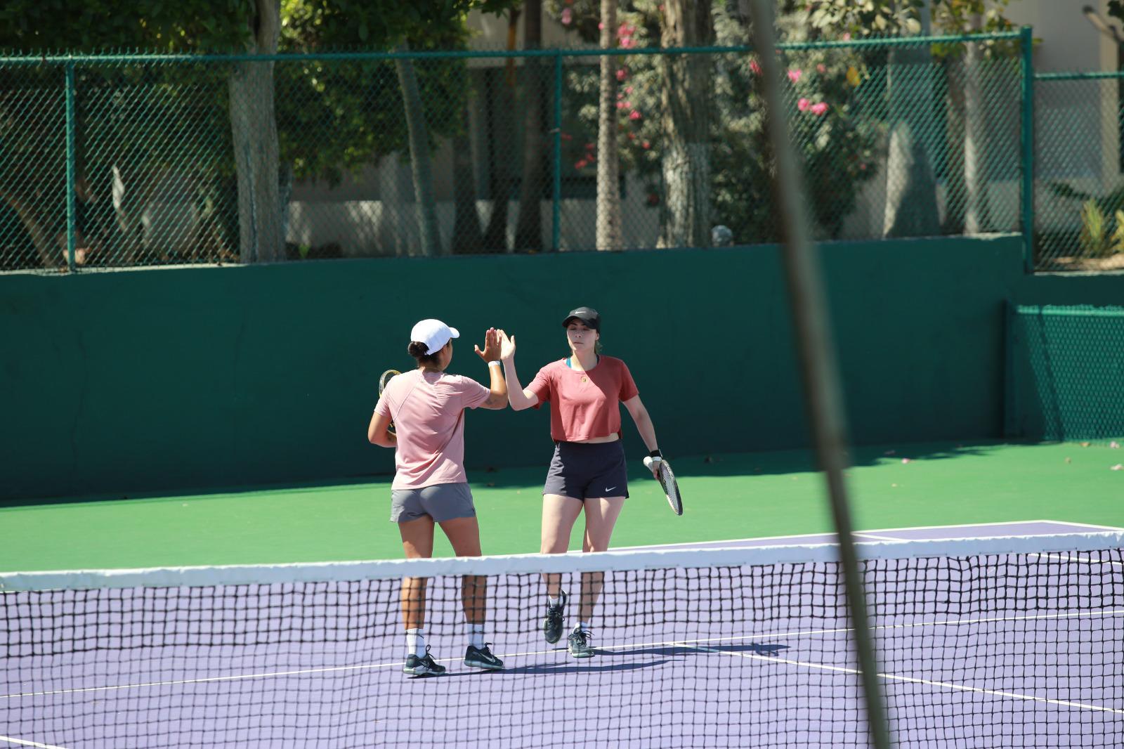 $!Brindan damas derroche de técnica en Tenis Agave, en Casa Club del Cid