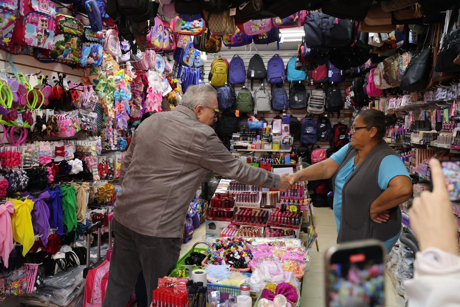 $!Visita Rocha Moya mercado Hidalgo de la Colonia Juárez, en Mazatlán