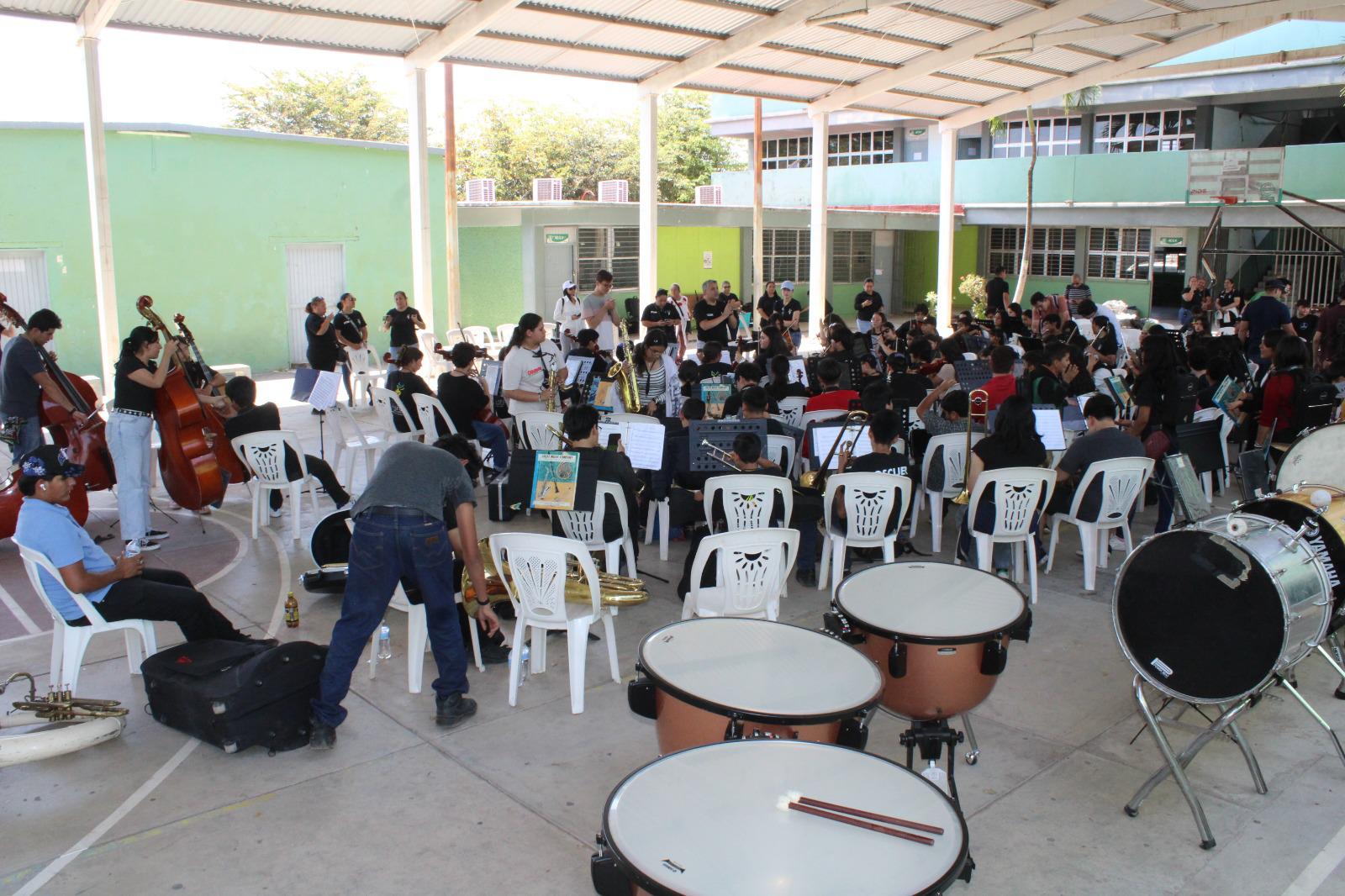 $!En Rosario, se vive la conectividad de orquestas y bandas sinfónicas del sur de Sinaloa