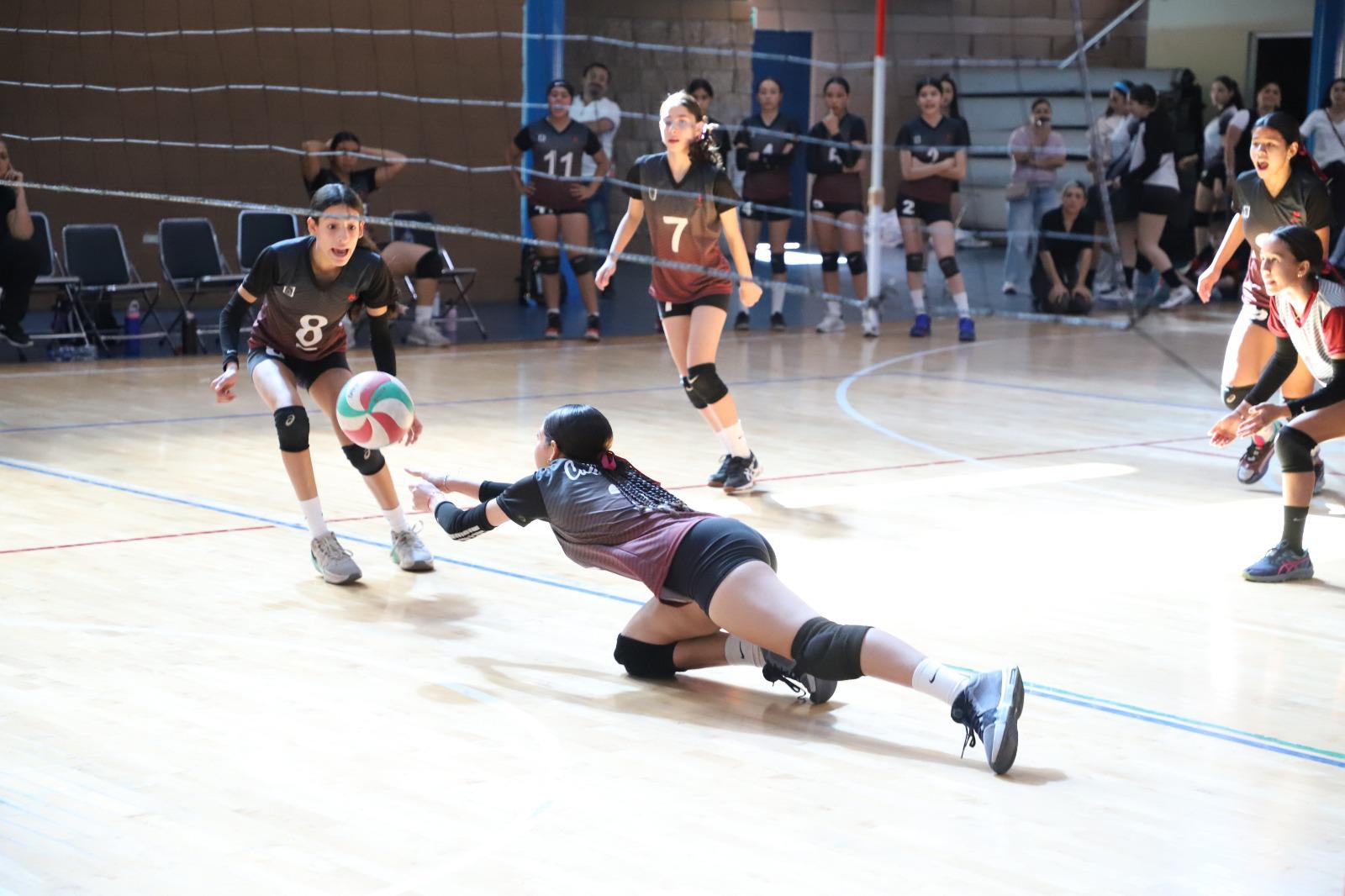 $!Guasave domina voleibol femenil en los estatales