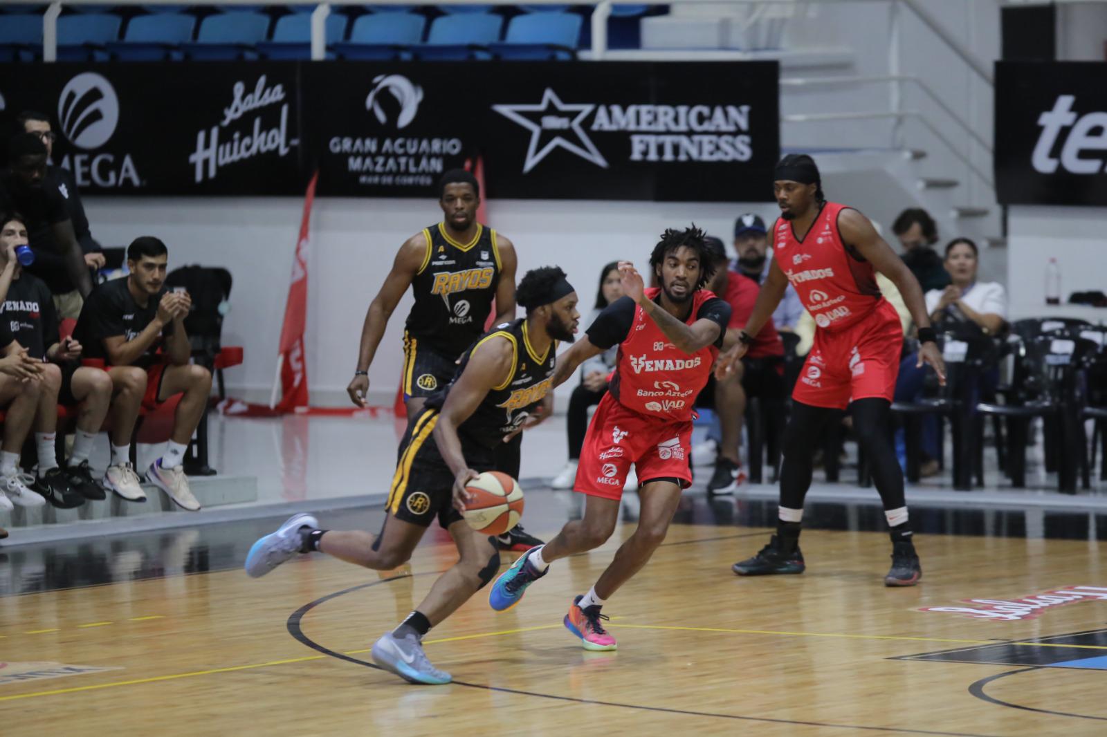$!Venados Basketball gana su primera serie de la temporada