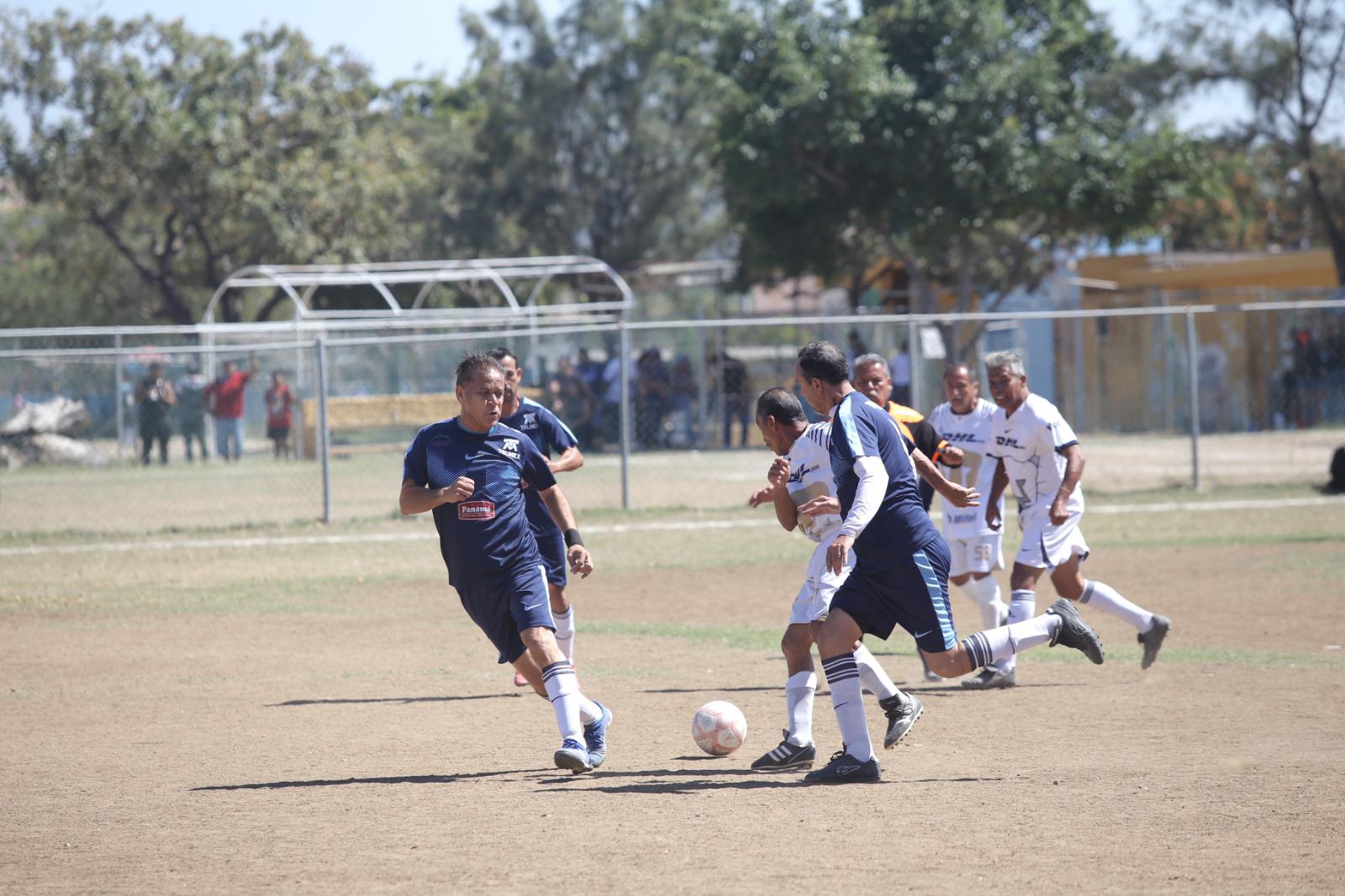 $!Muralla valida los pronósticos y es campeón Platino