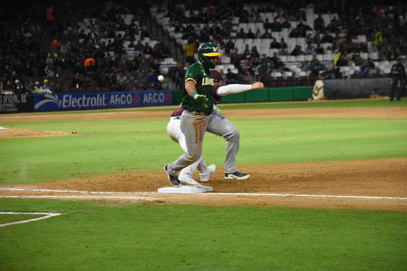 $!Tomateros de Culiacán no puede ante Cañeros en el primero de las semifinales de la LMP