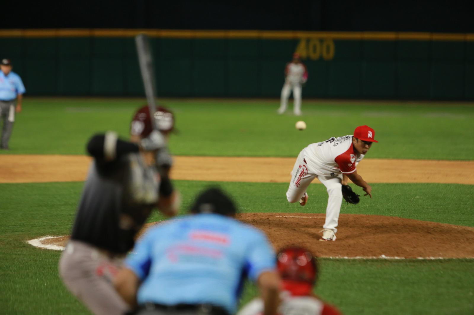 $!Tomateros doblega a Venados por paliza en el puerto