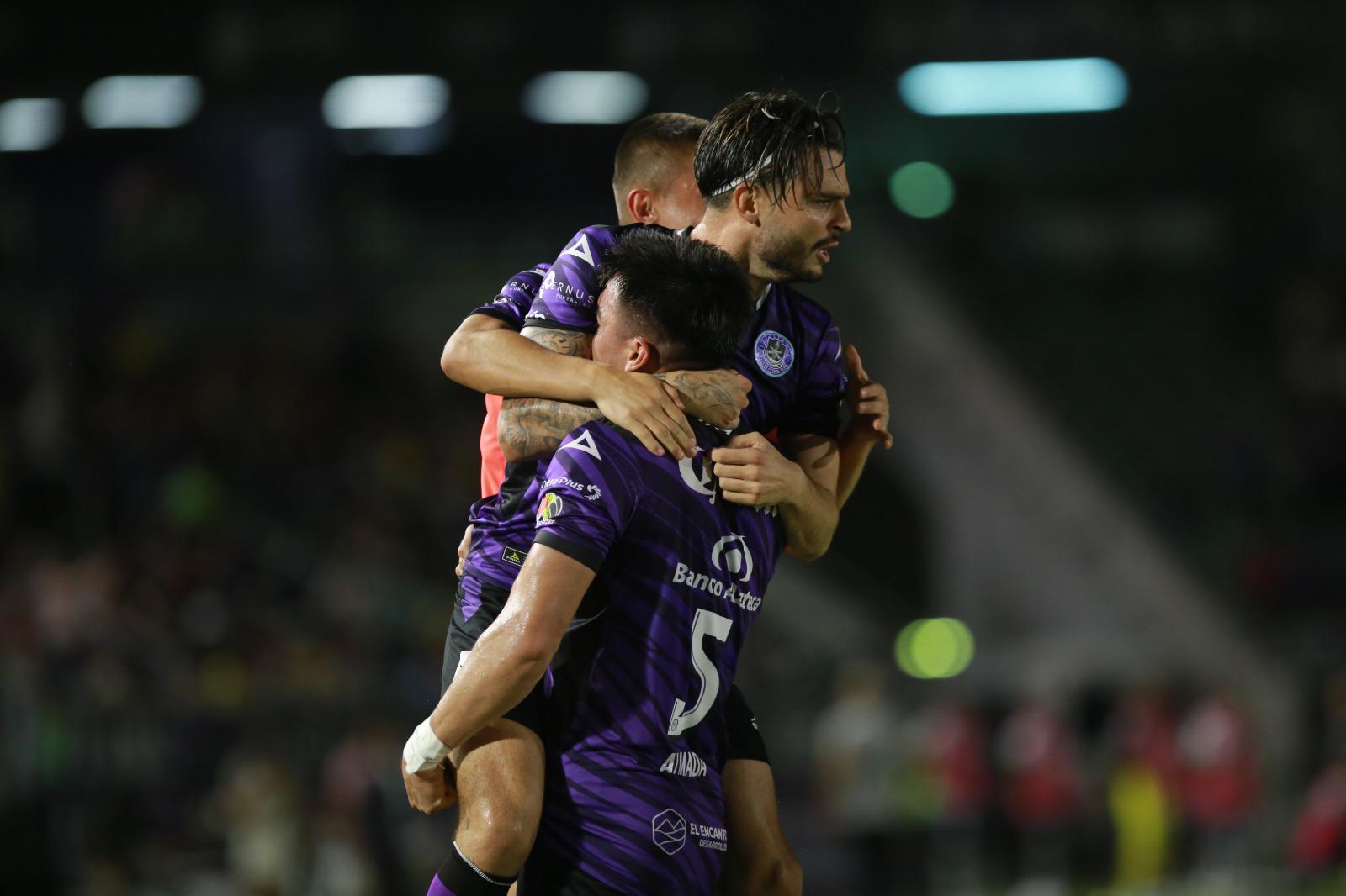 $!Mazatlán FC rompe sequía de triunfos al superar 1-0 al Puebla