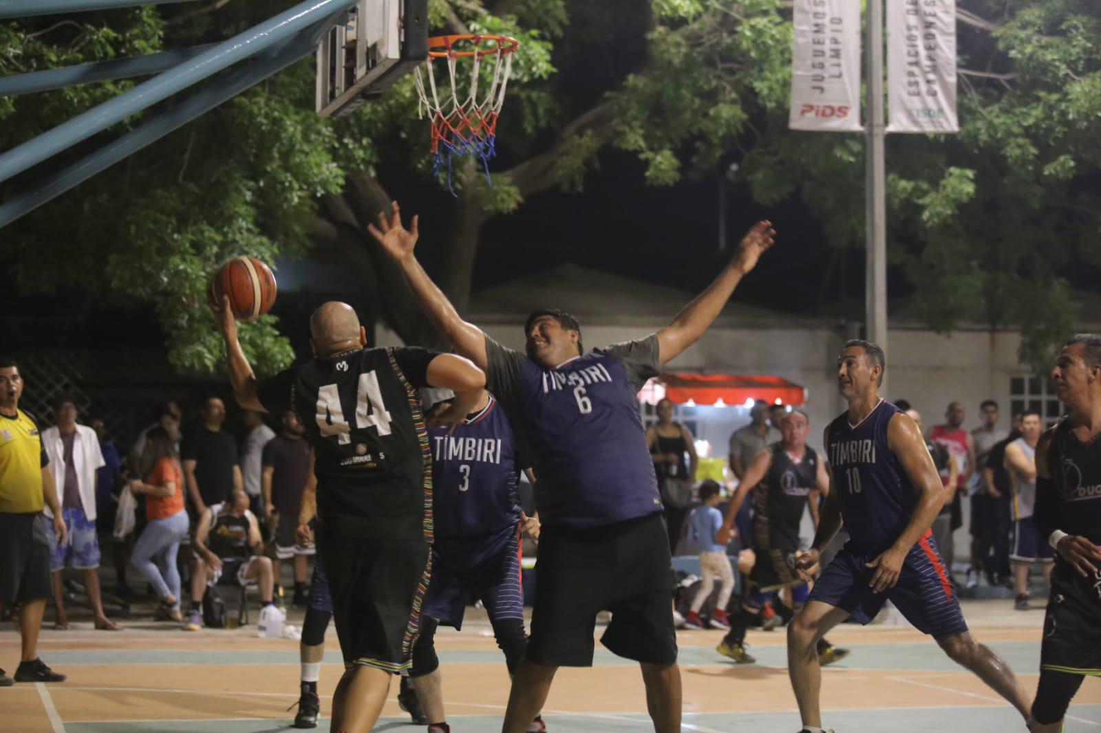 $!Constructora Dugasa rompe los pronósticos en Torneo Veteranos