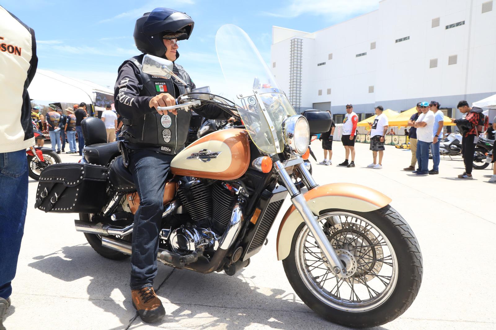 $!Intenso movimiento registra Foro Biker con inicio de registros de la Semana de la Moto
